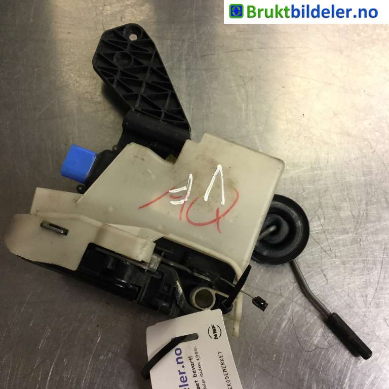 Låsekasse venstre foran til VW Transporter / Caravelle 2009-2015 (Fase 2) (T5) (T5) (VOLKSWAGEN|3B1 837 015 BC|)