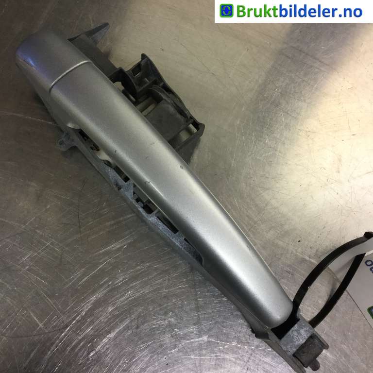 Dørhåndtak utv høyre bak til Peugeot 5008 2010-2017 (Type I) (PEUGEOT|111670 ZP5 D1|)