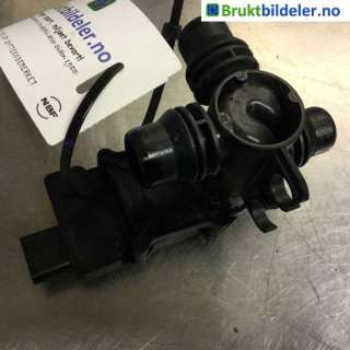 Diverse deler til Mercedes Vito,  (W447) (MERCEDES|A 000 506 13 00)