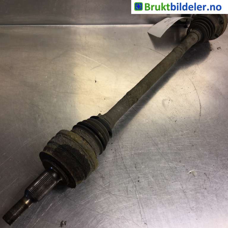 Drivaksel høyre bak til VW Transporter / Caravelle 2009-2015 (Fase 2) (T5) (T5) (VOLKSWAGEN|7E0 501 202|)