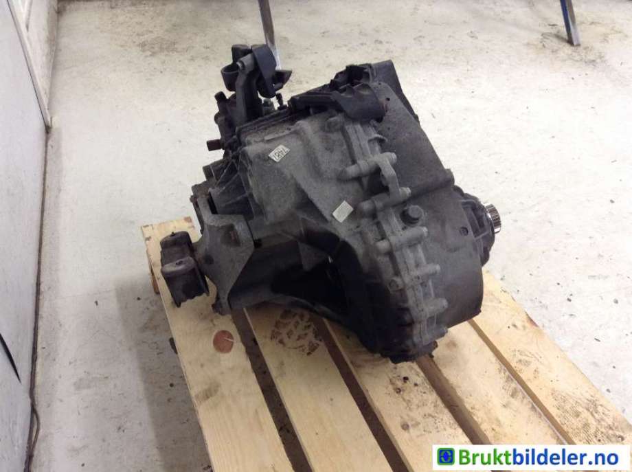 Girkasse manuell 6-trinn til VW Transporter / Caravelle 2009-2015 (Fase 2) (T5) (T5) (VOLKSWAGEN|0A5 300 012 A|KQK|)