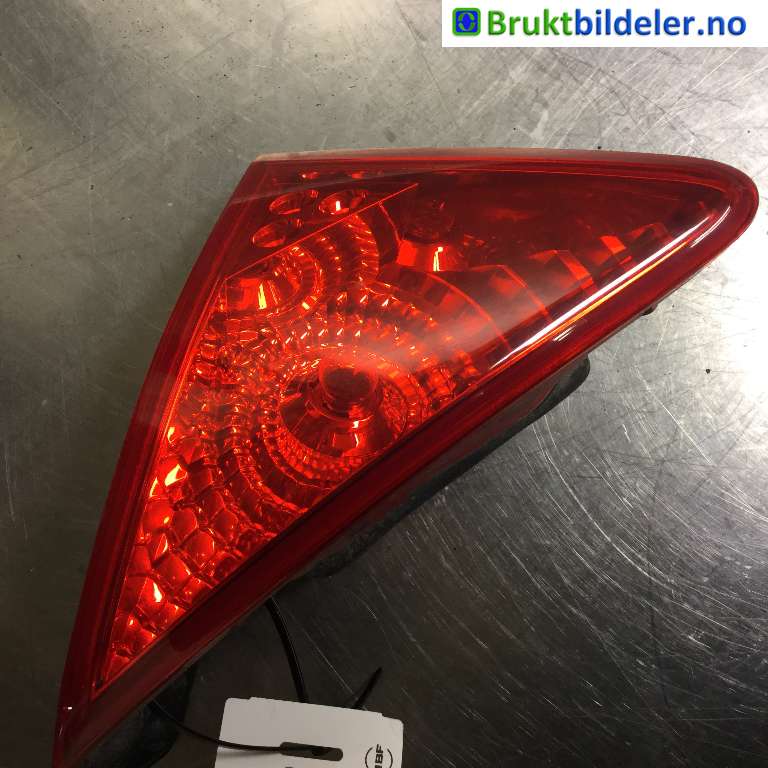 Baklykt høyre indre til Peugeot 3008, 2009-2016 (Type I)  (PEUGEOT|6351 HE)