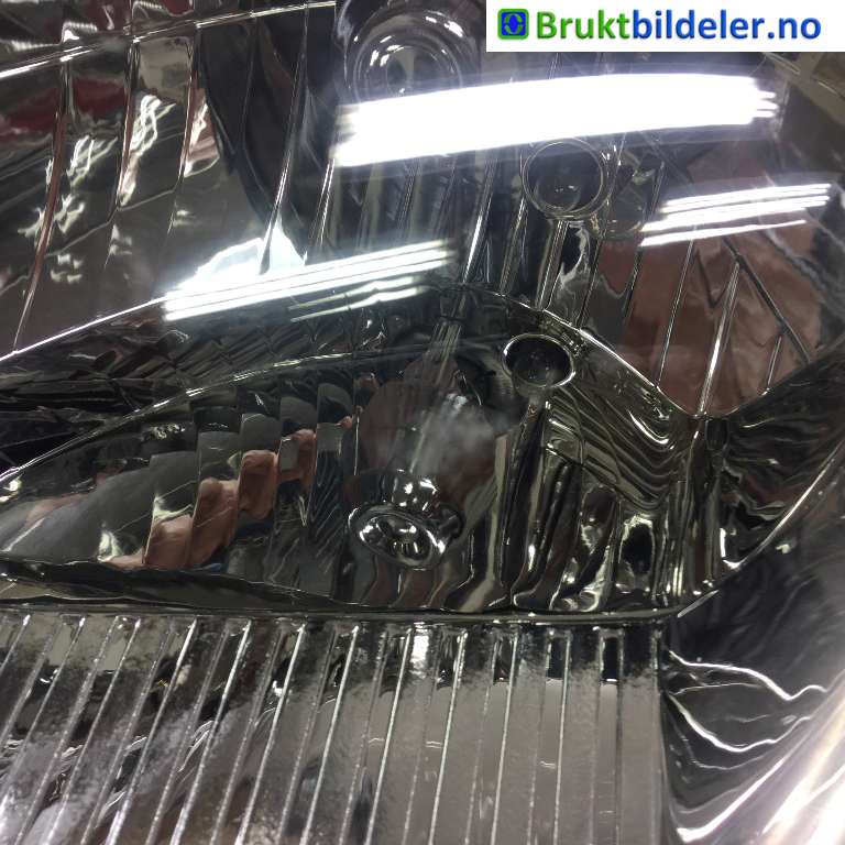 Frontlykt venstre halogen til Hyundai i10 2008-2013 (Type I)  (HYUNDAI|92101-0X0|)