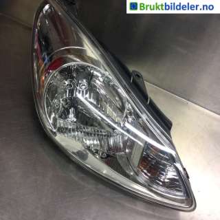 Frontlykt høyre halogen til Hyundai i10,   (HYUNDAI|92102-0X0)