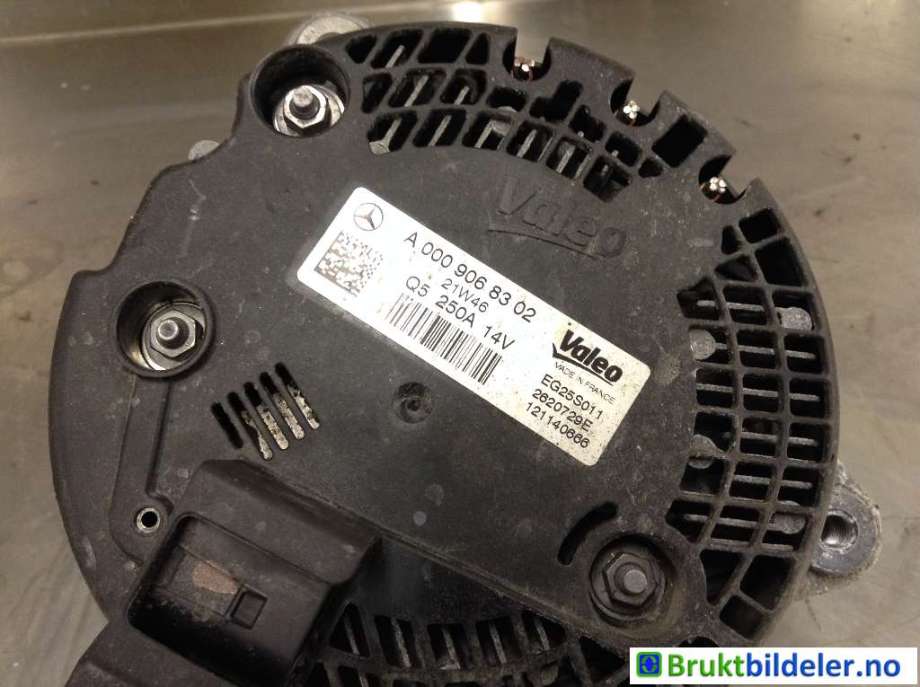 Dynamo til Mercedes Vito 2014-->> (W447) (W447) (MERCEDES|A 000 906 83 02|2620729E|)