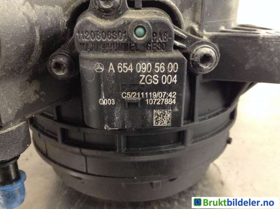 Dieselfilterholder til Mercedes Vito 2014-->> (W447) (W447) (MERCEDES|A 654 090 56 00|)