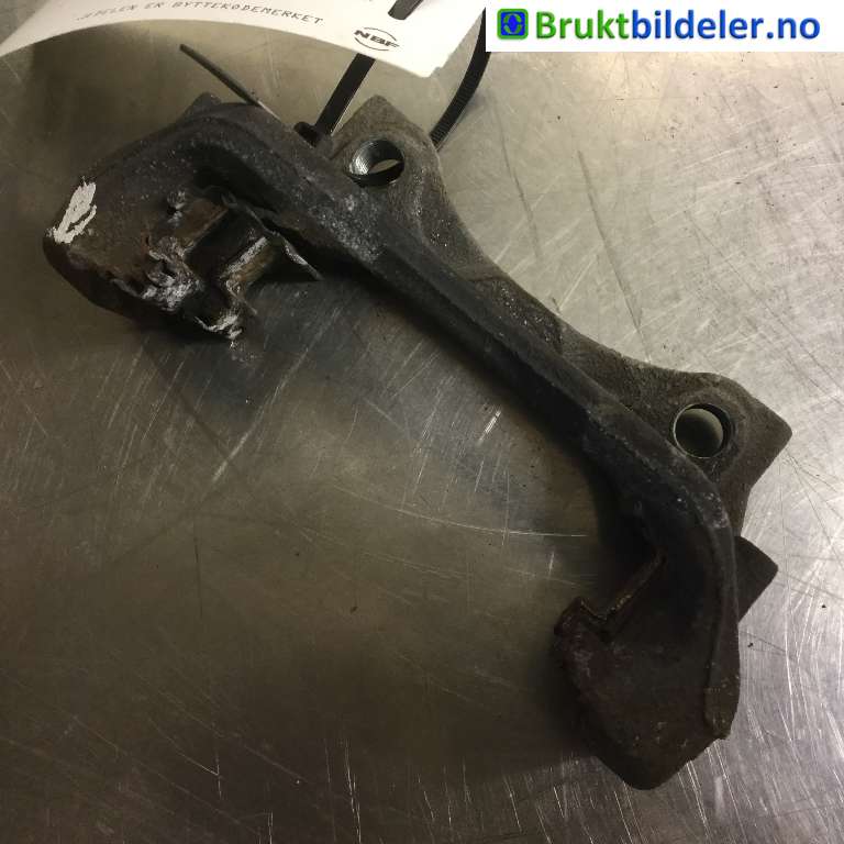 Bremsecaliper brakett til Mercedes Vito 2014-->> (W447) (W447) (MERCEDES||B 916  01 04 55)