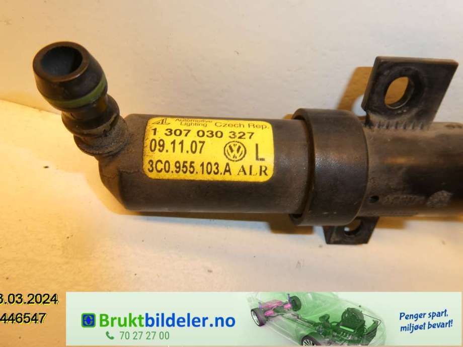 Lyktespylerdyse til VW Passat 2005-2010 (B6) (B6) (VOLKSWAGEN|3C0 955 103 A|1 307 030 327)
