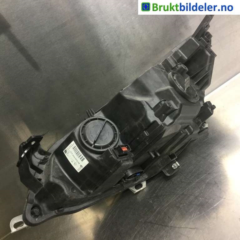 Frontlykt høyre xenon til Opel Astra J 2010-2015  (OPEL|1ZT 010 012-02|13 253 651 RH|)