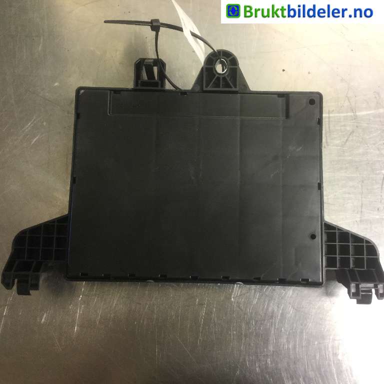 Sikringsboks til Opel Astra J 2010-2015 (OPEL|13302301|1110022AA|365927271)