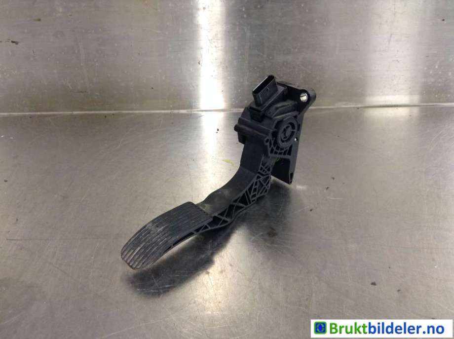 Pedal gass til Mercedes Vito, 2014-->> (W447) (W447) (MERCEDES|A 907 301 02 00)