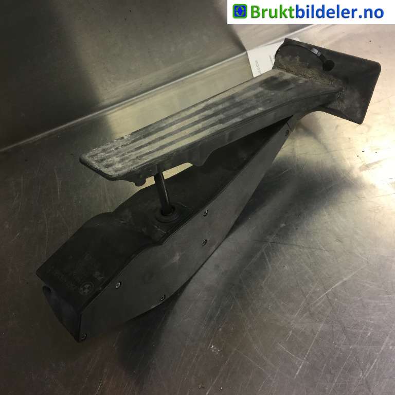Pedal gass til BMW 7-Serie, 2000-2008 (E65/E66/E67/E88) (E65/E66/E67/E88) (BMW|35.41 6 762 482-01)