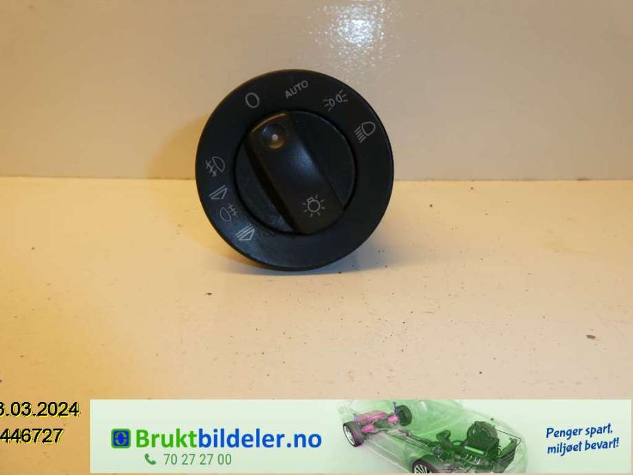 Bryter lys til Audi A4, 2004-2008 (Type III) (B7) (B7) (AUDI|8E0941534B)