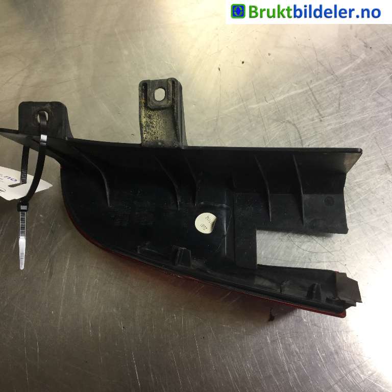 Baklykt høyre til Mercedes Vito/Viano 2010-2014 (Fase 2) (W639) (W639) (MERCEDES|A 639 820 21 64||964 670-00)