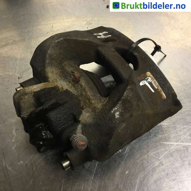 Bremsecaliper høyre foran til Peugeot Partner 2015-2019 (Type II, Fase 2)  (PEUGEOT|9670614080||4400 V8)
