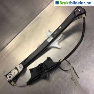 Ruteheis til VW Passat, 2015-2019 (Fase 1) (B8) (B8) (VOLKSWAGEN|3G0 837 462 B)