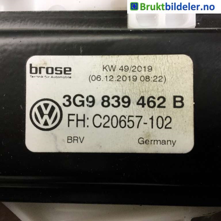 Ruteheis til VW Passat 2015-2019 (Fase 1) (B8) (B8) (VOLKSWAGEN|3G0 837 462 B|)