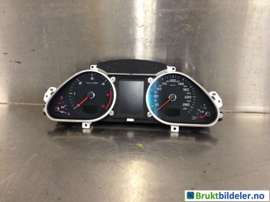Instrumentpanel til Audi A6, Allroad, 2008-2011 (Type II, Fase 2) (C6) (C6) (AUDI|4F0 920 933 Q)