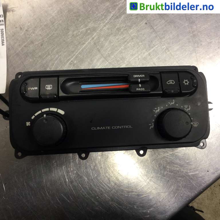 Varmeapparat betjening til Chrysler Voyager, 2001-2008 (Type IV)  (CHRYSLER|5005039AA)