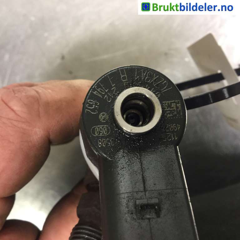 Dyse innsprøyting diesel til BMW 5-Serie 2003-2010 (E60/E61) (E60/E61) (BMW|13 53 7 794 652|0 445 110 212|)
