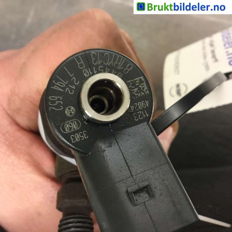 Dyse innsprøyting diesel til BMW 5-Serie 2003-2010 (E60/E61) (E60/E61) (BMW|13 53 7 794 652|0 445 110 212|)