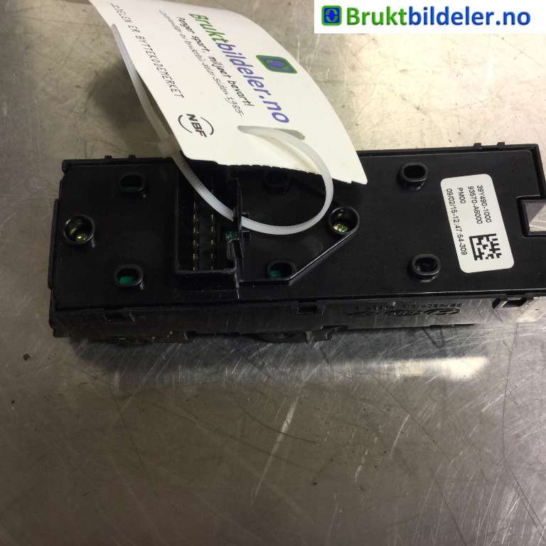 Bryter ruteheis til Hyundai i30 2012-2017 (Type II)  (HYUNDAI|93570-A6000|39Y490-1000|)