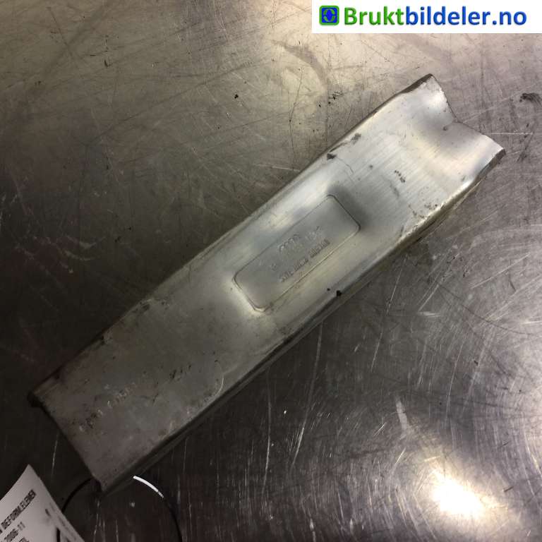 Støtfangerdemper foran til Audi A6, Allroad 2008-2011 (Type II, Fase 2) (C6) (C6) (AUDI|4F0 807 133 13S|)
