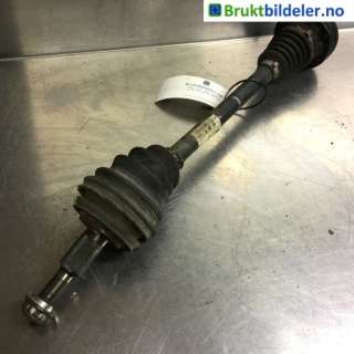 Drivaksel venstre foran til VW Transporter / Caravelle, 2009-2015 (Fase 2) (T5) (T5) (VOLKSWAGEN|7E0 407 271 F)