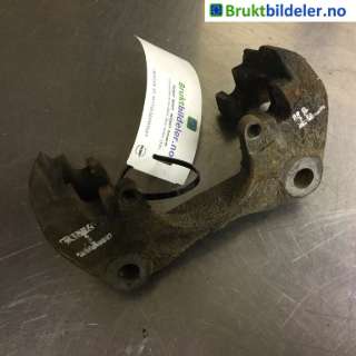 Bremsecaliper brakett til VW Transporter / Caravelle, 2009-2015 (Fase 2) (T5) (T5) (VOLKSWAGEN|7H0 615 425 A)