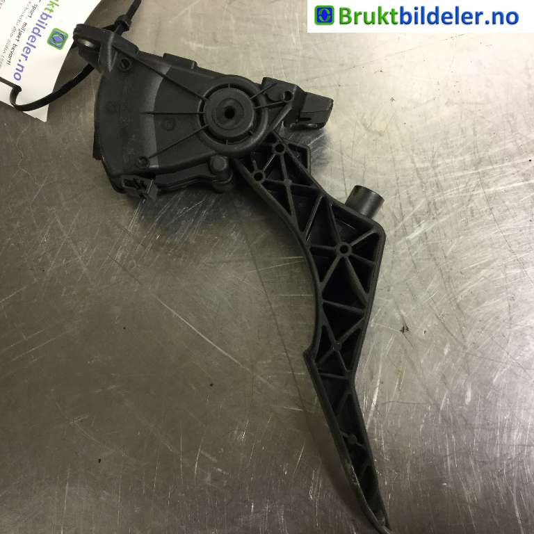 Pedal gass til VW Transporter / Caravelle 2009-2015 (Fase 2) (T5) (T5) (VOLKSWAGEN|7H1 721 503 G|6 PV 008 496-33|)