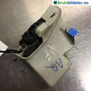 Låsekasse venstre foran til VW Transporter / Caravelle, 2009-2015 (Fase 2) (T5) (T5) (VOLKSWAGEN|3B1 837 015 AQ|991990-300)