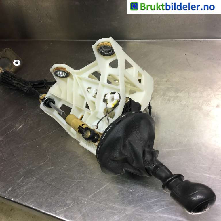 Girstang manuell til VW Transporter / Caravelle 2009-2015 (Fase 2) (T5) (T5) (VOLKSWAGEN|7H0 711 025 H|)