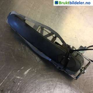 Dørhåndtak utv høyre foran til VW Transporter / Caravelle, 2009-2015 (Fase 2) (T5) (T5) (VOLKSWAGEN|7H0 837 886 C)