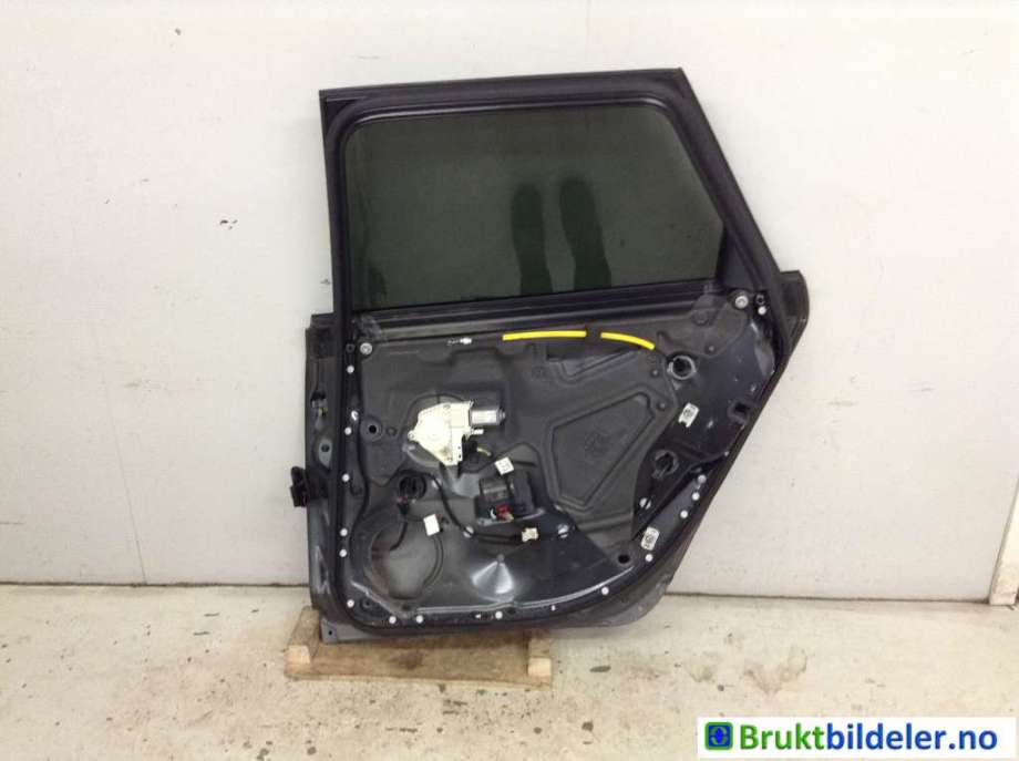 Dør høyre bak til Audi A6 2008-2011 (Type III, Fase 2) (C6) (C6) (AUDI|4F0 833 052 G|)