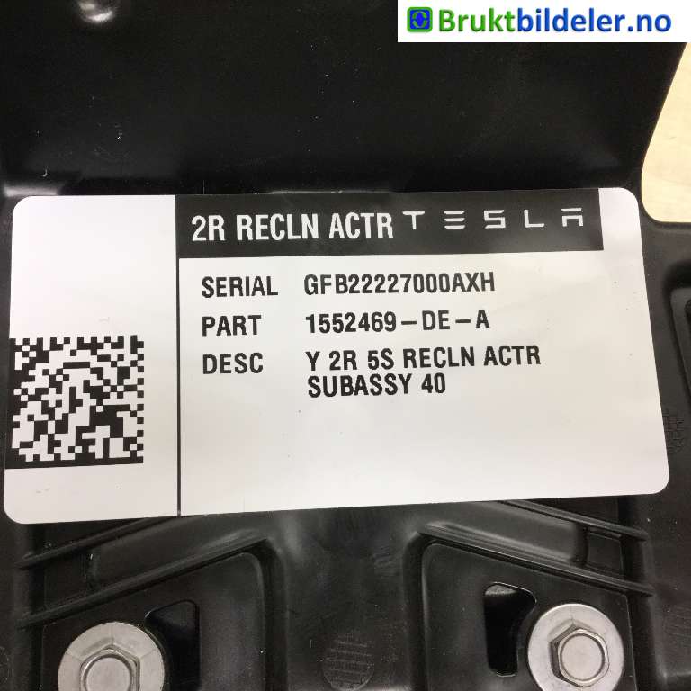 Diverse deler til Tesla Model Y 2021-2024 (Type I)  (1493880-00-C|)