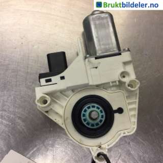 Ruteheis venstre foran til Tesla Model Y,   (|1526802-00-C|G03482-101)