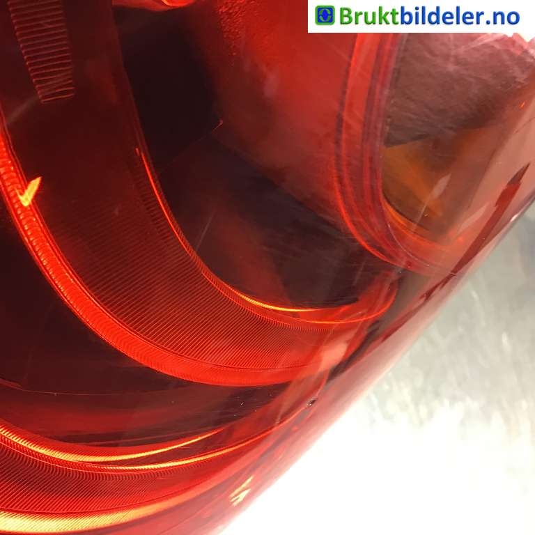 Baklykt venstre til BMW X1 2009-2015 (E84) (E84) (BMW|63 21 2990109-07|1 24 08 10 077|)