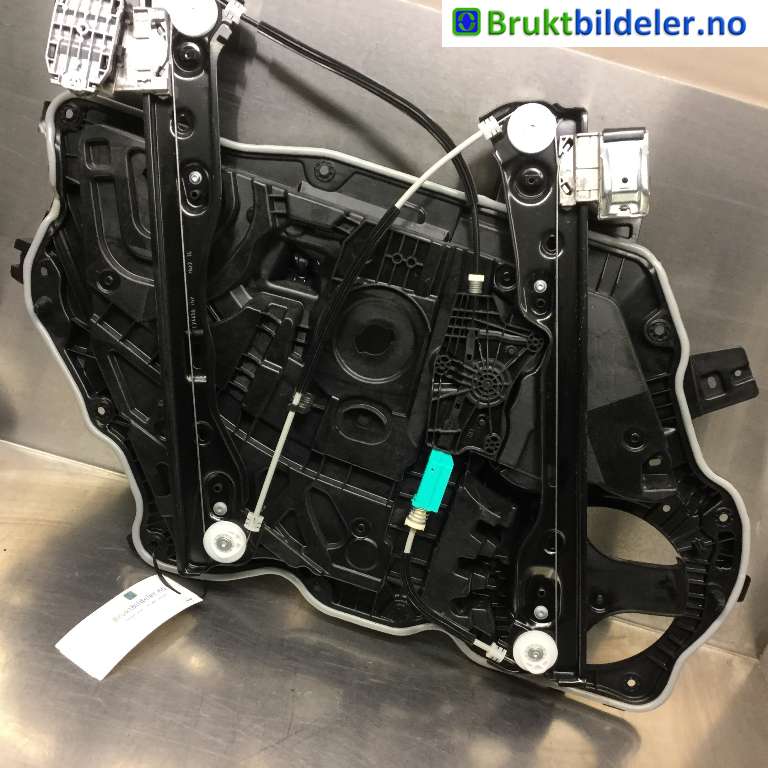 Ruteheis til Tesla Model Y, 2021-2024 (Type I)  (1495509-00-E)