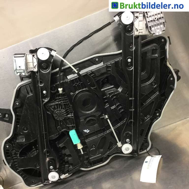 Ruteheis til Tesla Model Y, 2021-2024 (Type I)  (1495510-00-E)