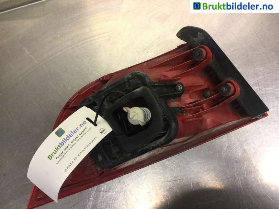 Baklykt høyre til VW Passat 2011-2015 (B7) (B7) (VOLKSWAGEN|3AF 945 096 A|)