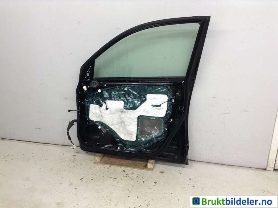 Dør høyre foran til Toyota RAV4 2006-2009 (Type III, Fase 1)  (TOYOTA|67001 42120|)