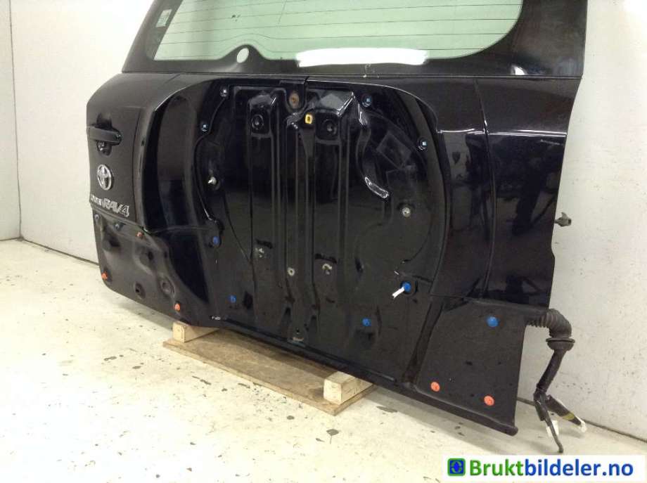 Bakluke til Toyota RAV4 2006-2009 (Type III, Fase 1)  (TOYOTA|67005-42371|)