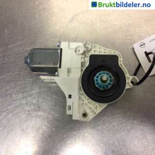 Ruteheis høyre til Audi A4, Allroad,  (B8) (AUDI|8K0 959 812 A)