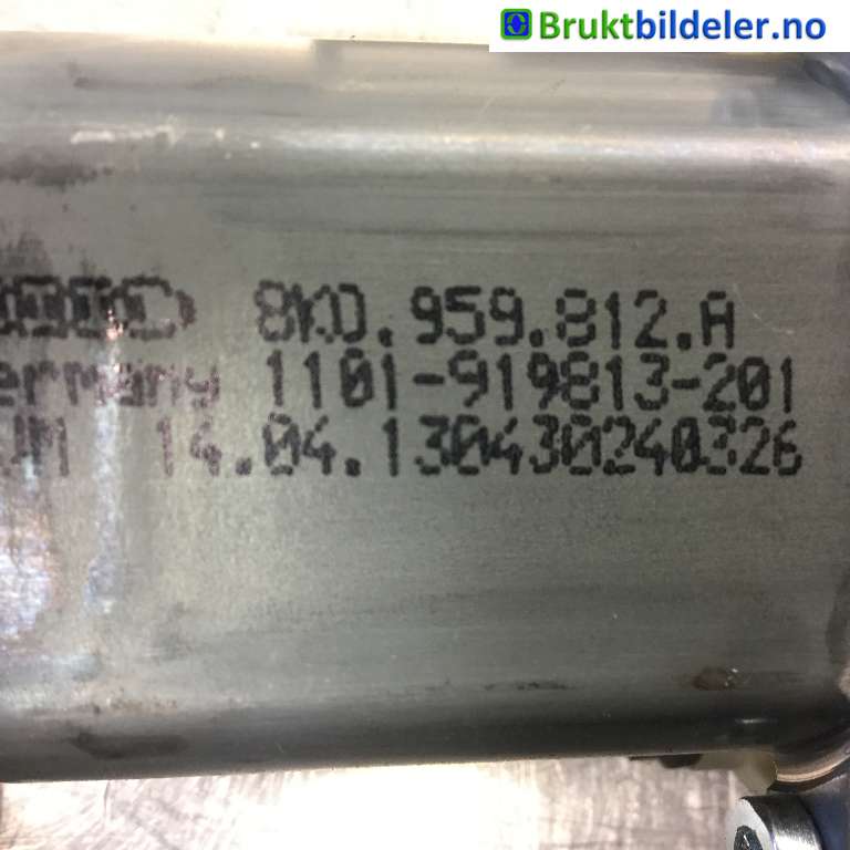 Ruteheis høyre til Audi A4, Allroad 2009-2016 (Type I) (B8) (B8) (AUDI|8K0 959 812 A|)