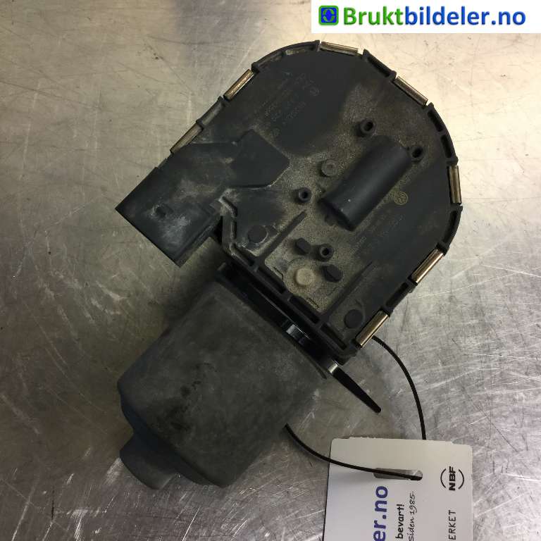 Viskermotor frontrute til VW Caddy 2010-2015 (Type III, Fase 2)  (VOLKSWAGEN|1T1 955 119 A|1 397 220 656|)