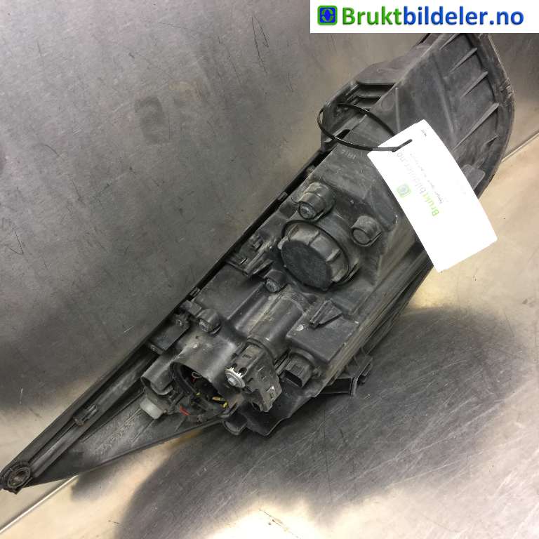 Frontlykt venstre halogen til Hyundai Ix35 2010-2015  (HYUNDAI|921012Y000|)