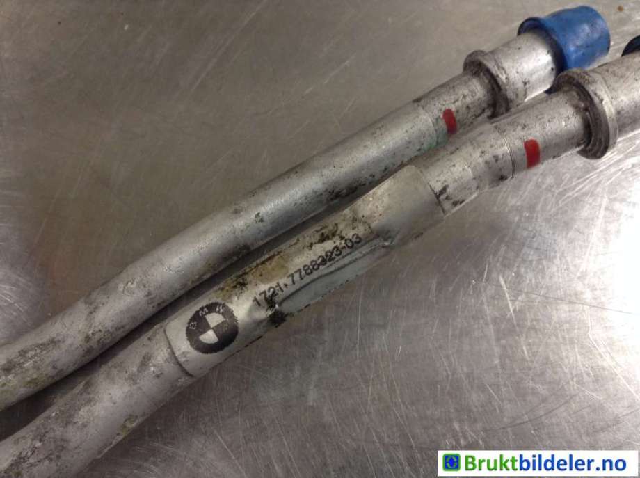 Oljekjøler til BMW 7-Serie 2000-2008 (E65/E66/E67/E88) (E65/E66/E67/E88) (BMW|17 21 7 788 323-03||17 21 7 800 368)