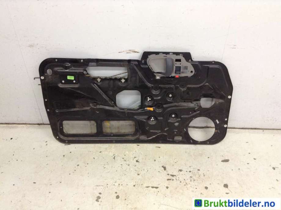 Ruteheis venstre foran til Chevrolet Suburban, 1992-2001  (CHEVROLET|15692259)