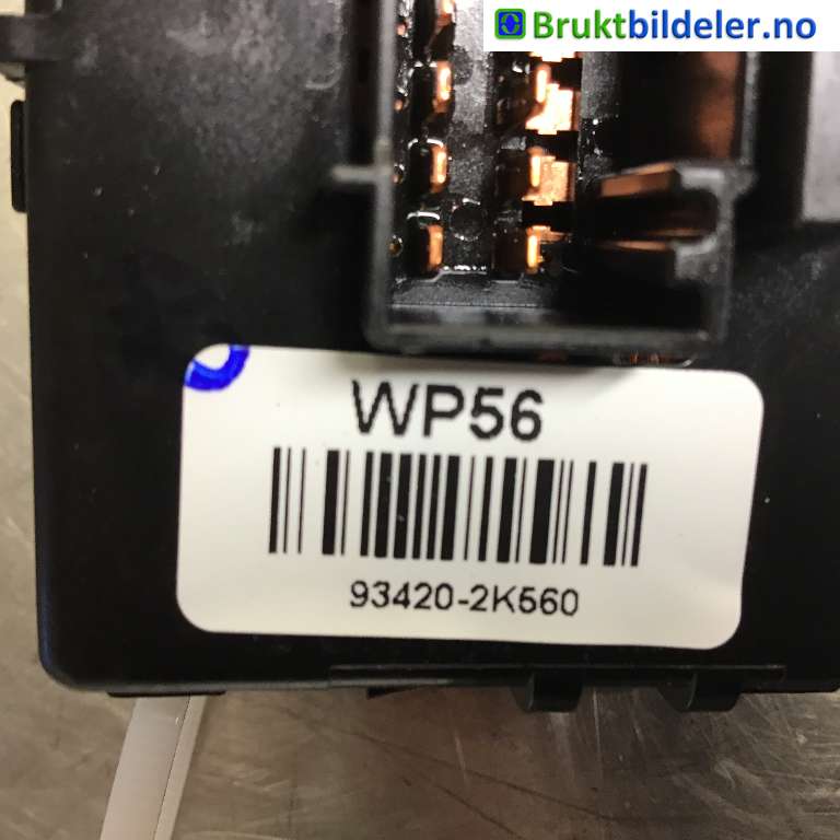 Bryter visker til Hyundai Ix20 2010-2017  (HYUNDAI|93420-2K560|)