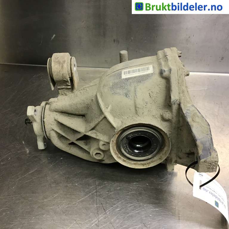 Kardang klokke bak til Mercedes C-Klasse, 2011-2014 (Fase 2) (W204) (W204) (MERCEDES|A 209 351 02 05)